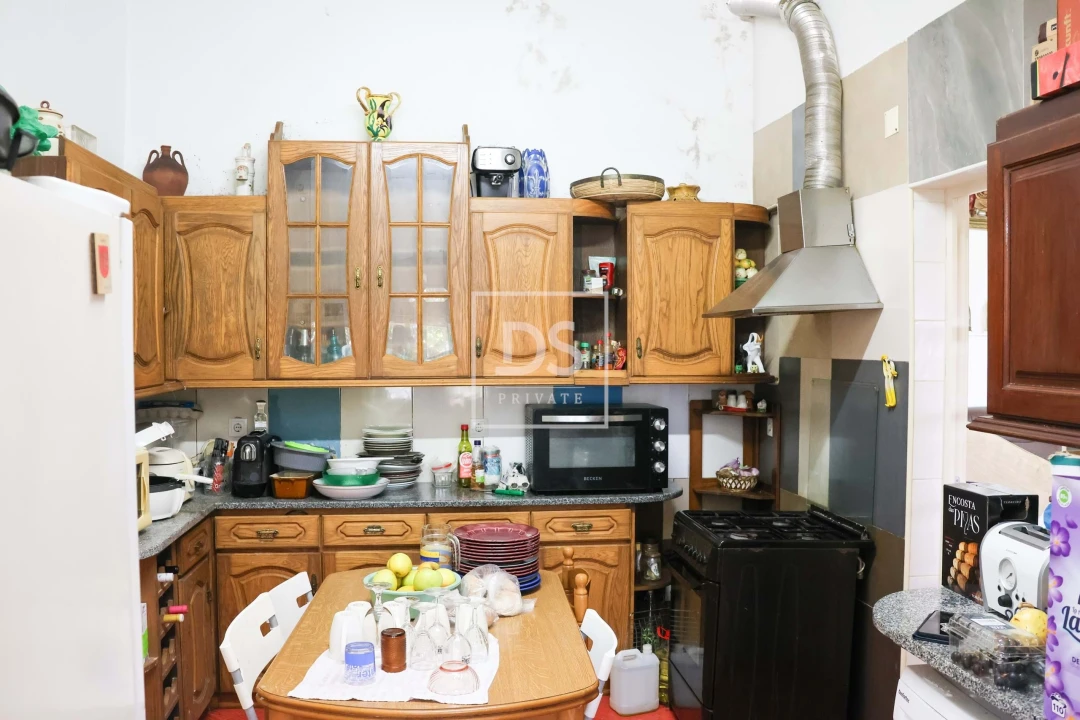 Moradia T3 para Venda em Carvoeira e Carmões Foto 5