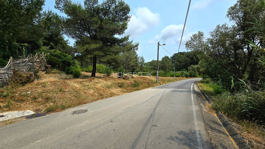 Terreno para Venda em Agualva e Mira-Sintra Foto 4