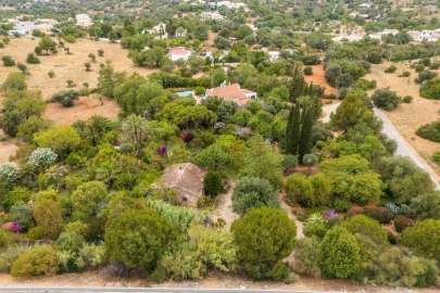 Moradia T4 para Venda em Loule (São Clemente)