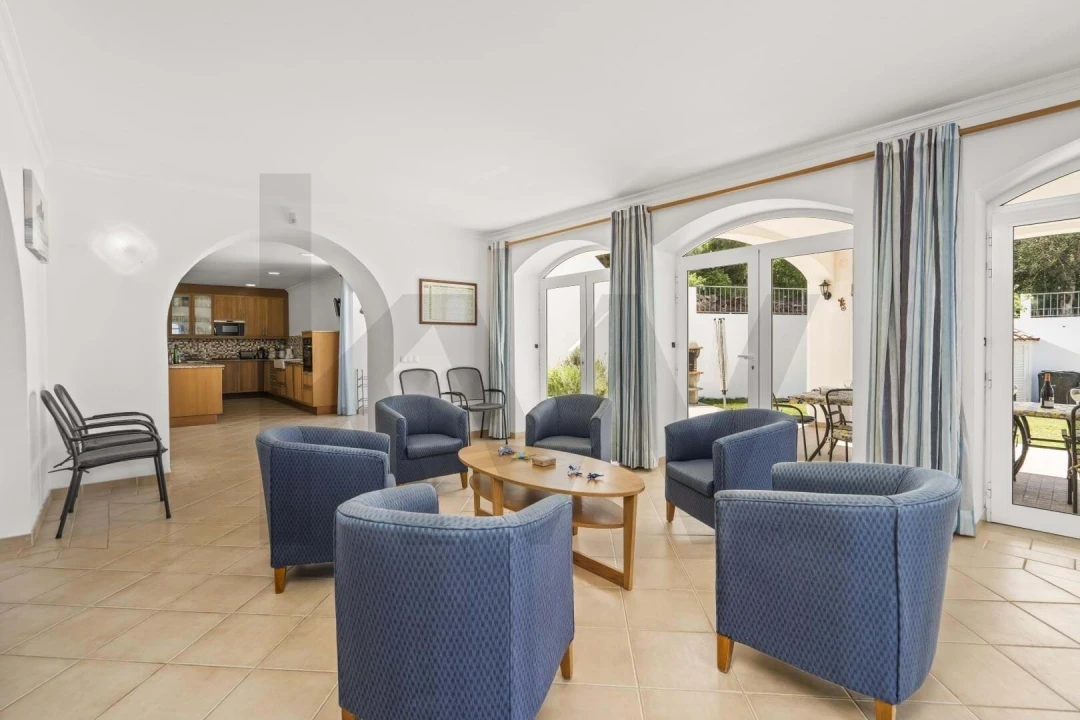 Moradia T5 para Venda em São Bartolomeu de Messines Foto 11