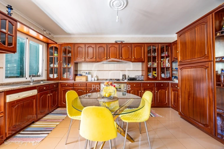 Moradia T3 para Venda em Boa Ventura Foto 3