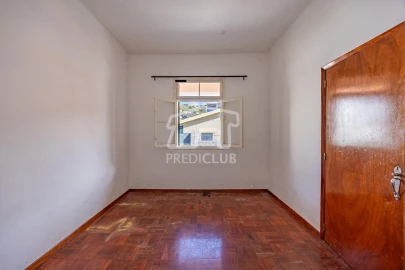 Moradia T4 para Venda em Santo Antonio