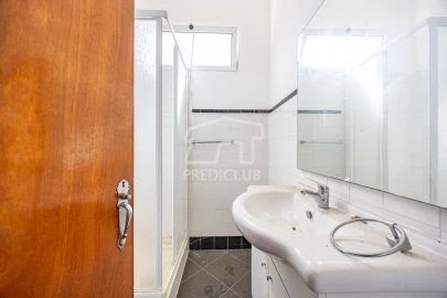 Moradia T4 para Venda em Santo Antonio