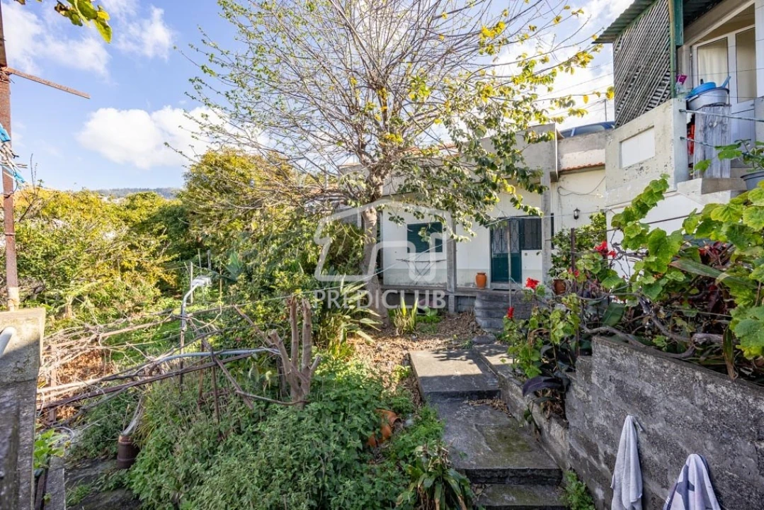 Moradia T4 para Venda em Imaculado Coração de Maria Foto 11