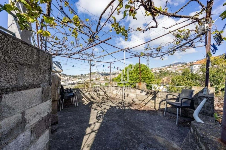 Moradia T4 para Venda em Imaculado Coração de Maria Foto 12