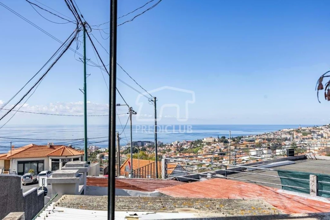 Moradia T4 para Venda em Imaculado Coração de Maria Foto 14