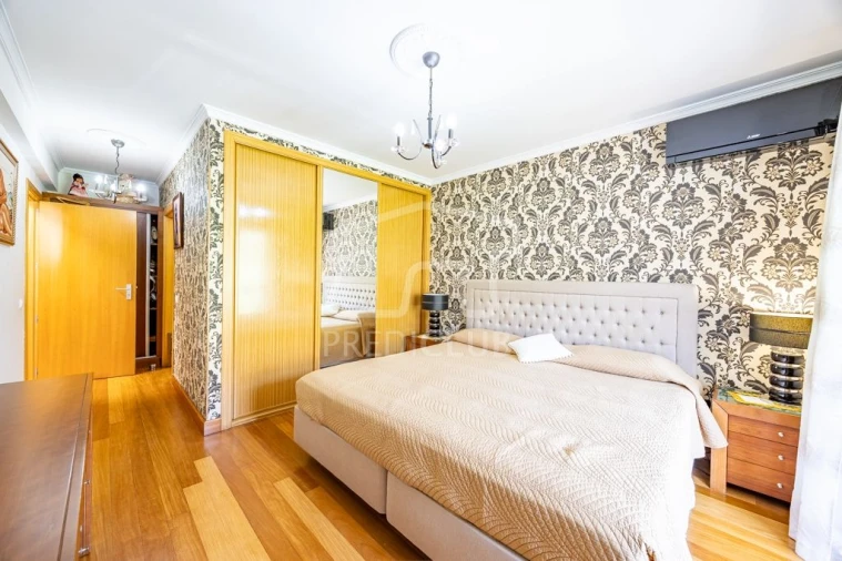 Apartamento T2 para Venda em Machico Foto 11