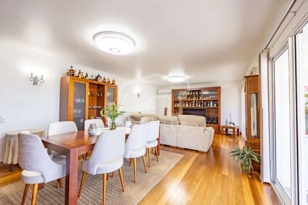 Apartamento T2 para Venda em Machico Foto 4