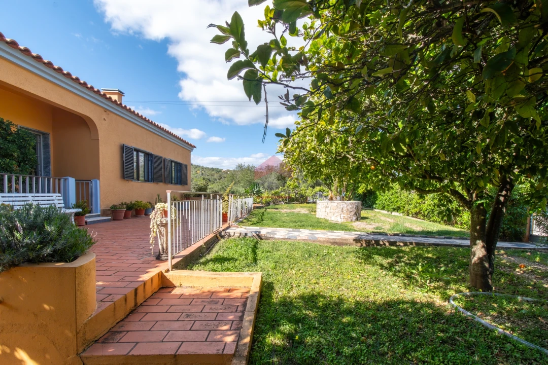Moradia T6 para Venda em Loule (São Clemente) Foto 37