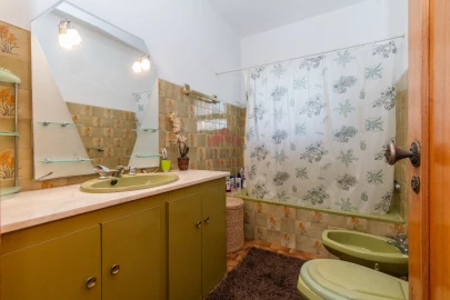 Moradia T6 para Venda em Loule (São Clemente)