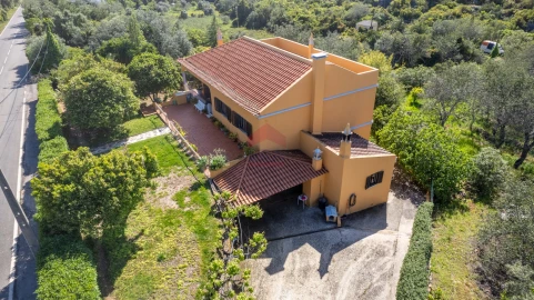 Moradia T6 para Venda em Loule (São Clemente)