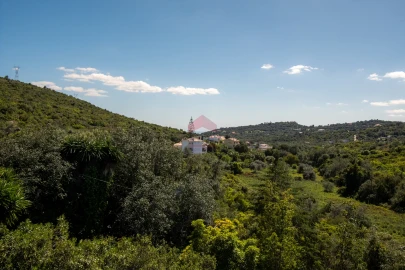 Moradia T6 para Venda em Loule (São Clemente)