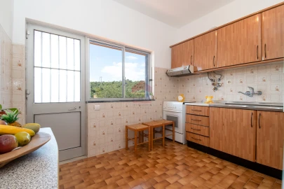 Moradia T6 para Venda em Loule (São Clemente)