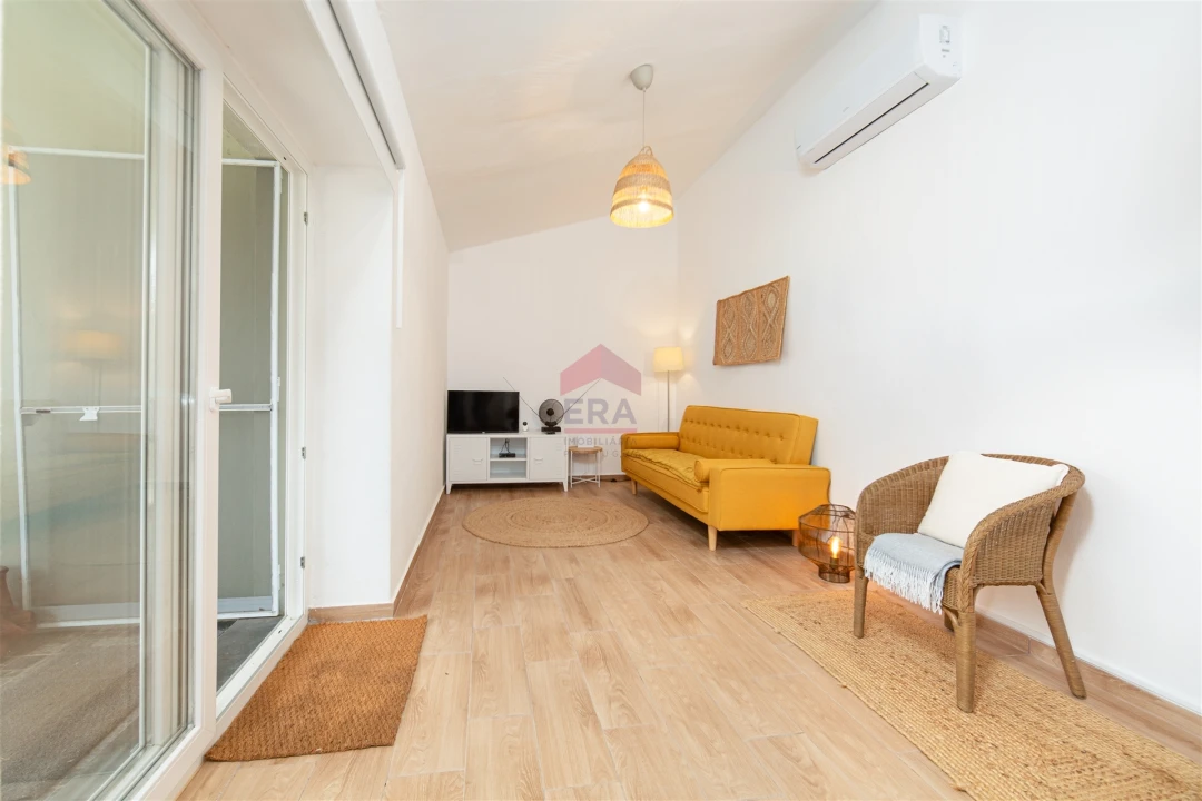 Moradia T3 para Venda em Santa Catarina da Fonte do Bispo Foto 12