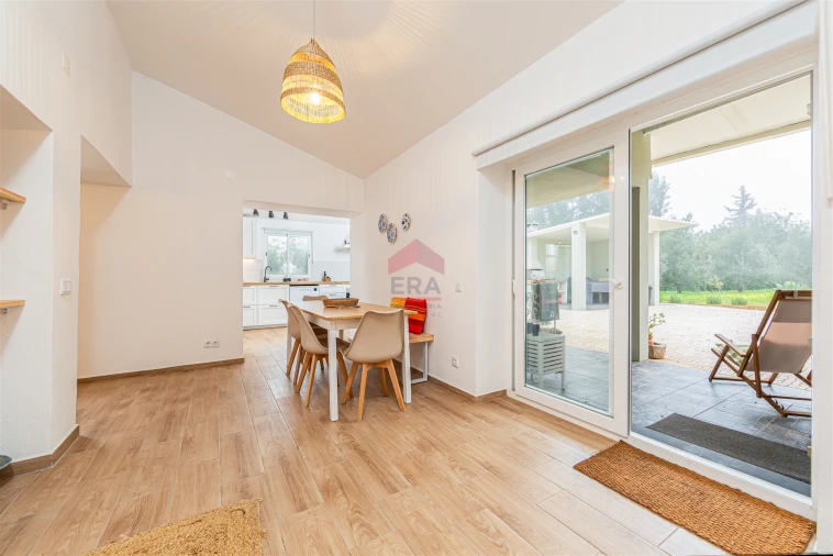 Moradia T3 para Venda em Santa Catarina da Fonte do Bispo Foto 13