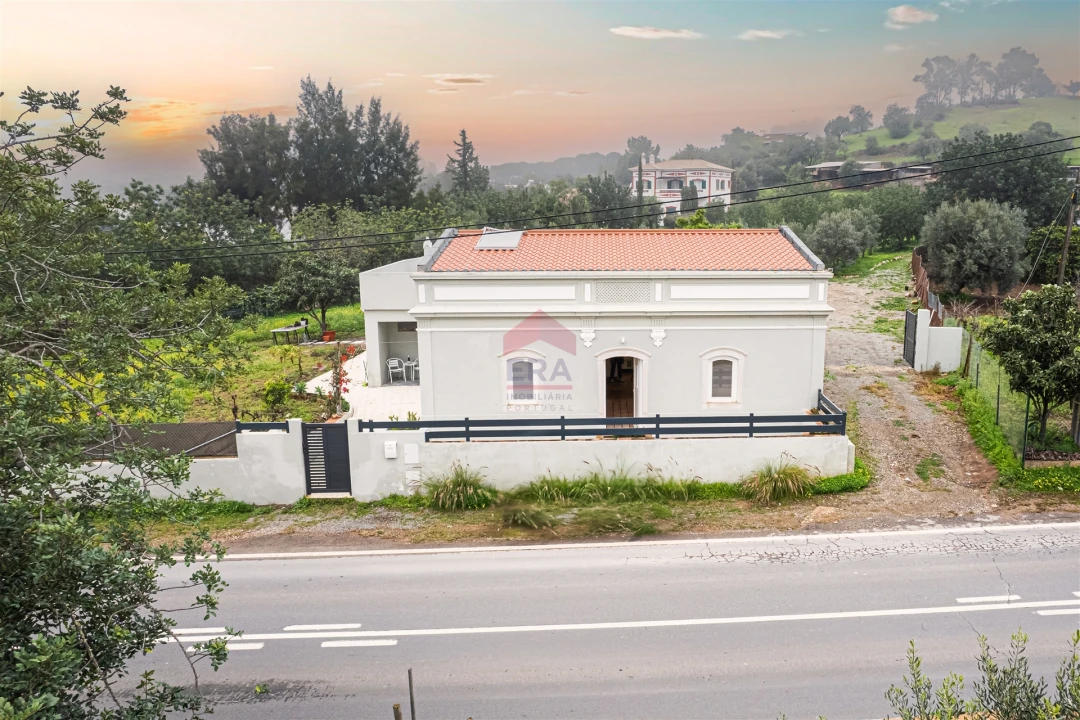 Moradia T3 para Venda em Santa Catarina da Fonte do Bispo Foto 3