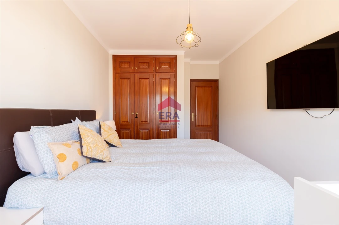 Moradia T3 para Venda em Pechão Foto 16