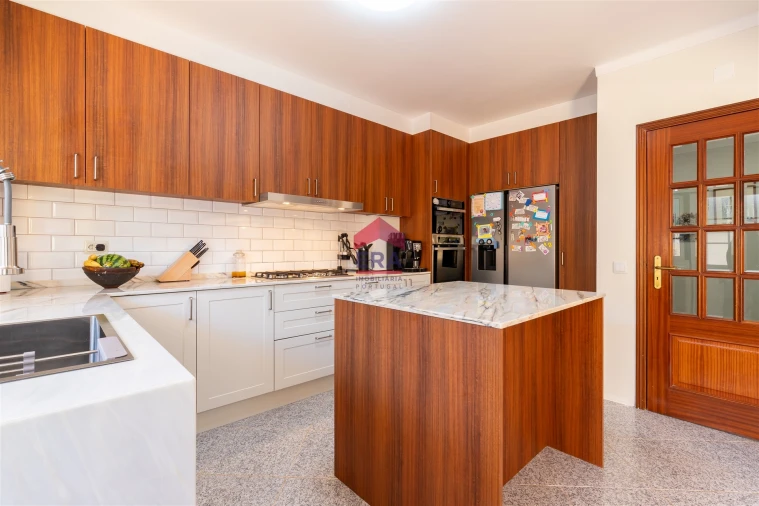 Moradia T3 para Venda em Pechão Foto 8