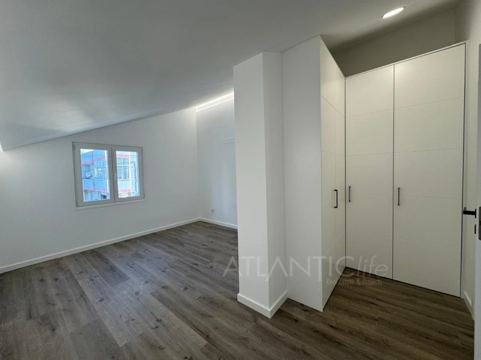 Moradia T4 para Venda em Agualva e Mira-Sintra Foto 21