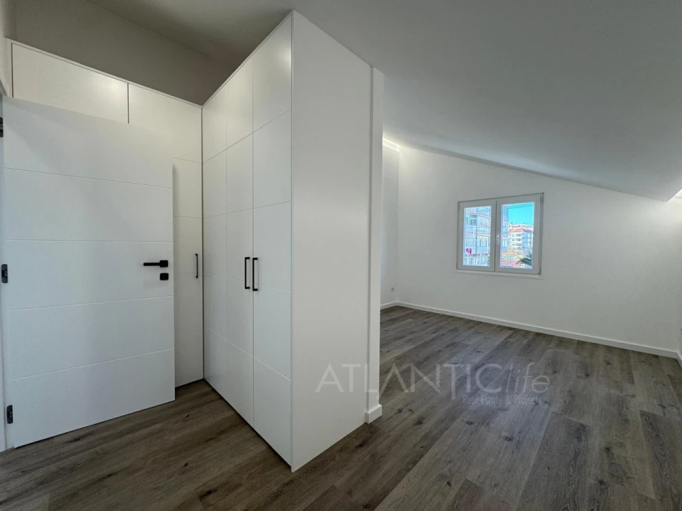 Moradia T4 para Venda em Agualva e Mira-Sintra Foto 17