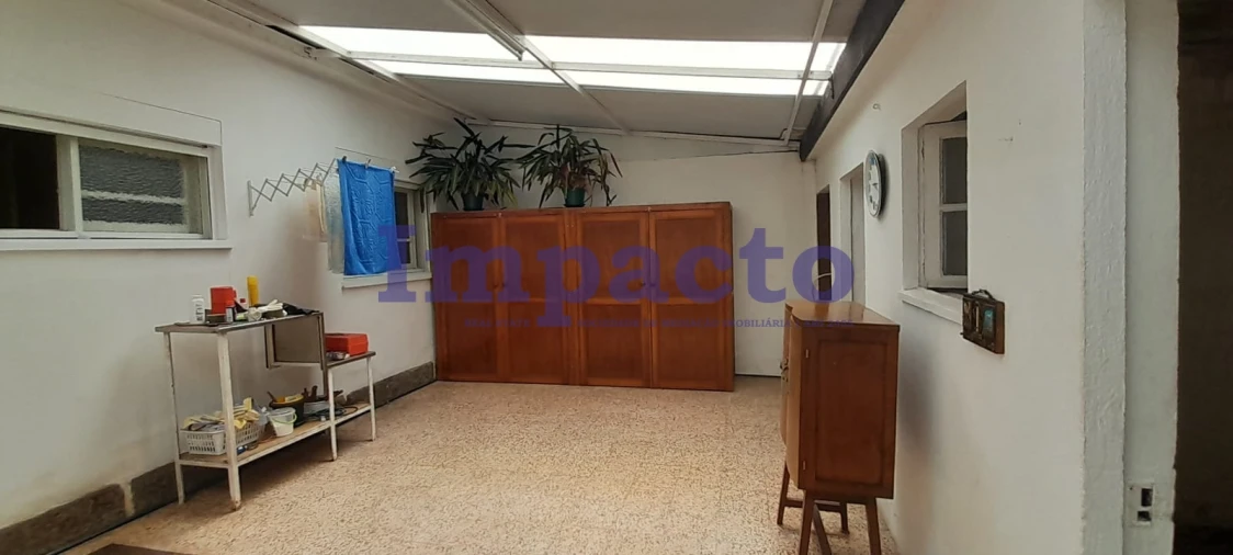 Moradia T2 para Venda em São João da Madeira Foto 12