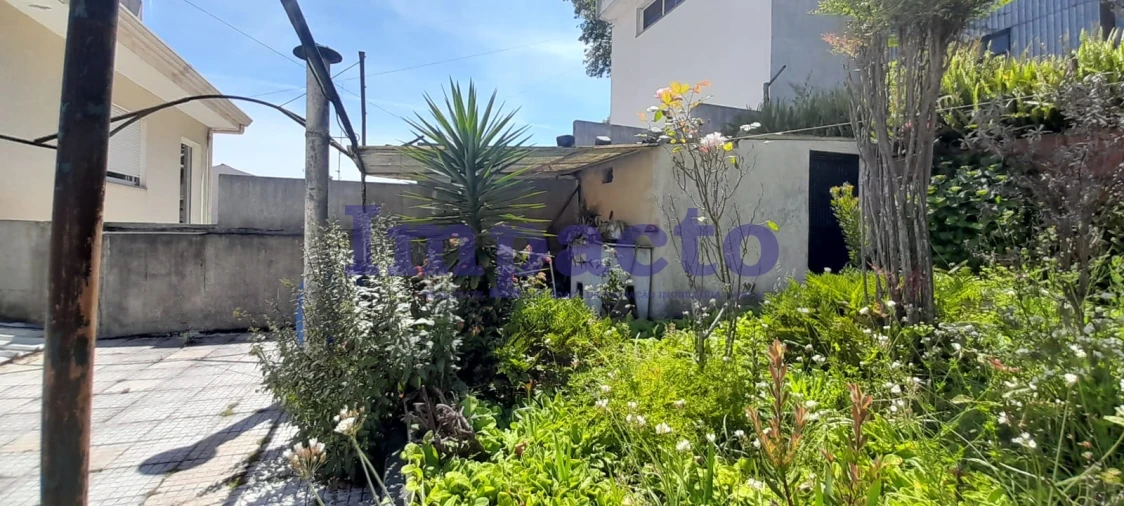 Moradia T2 para Venda em São João da Madeira Foto 22