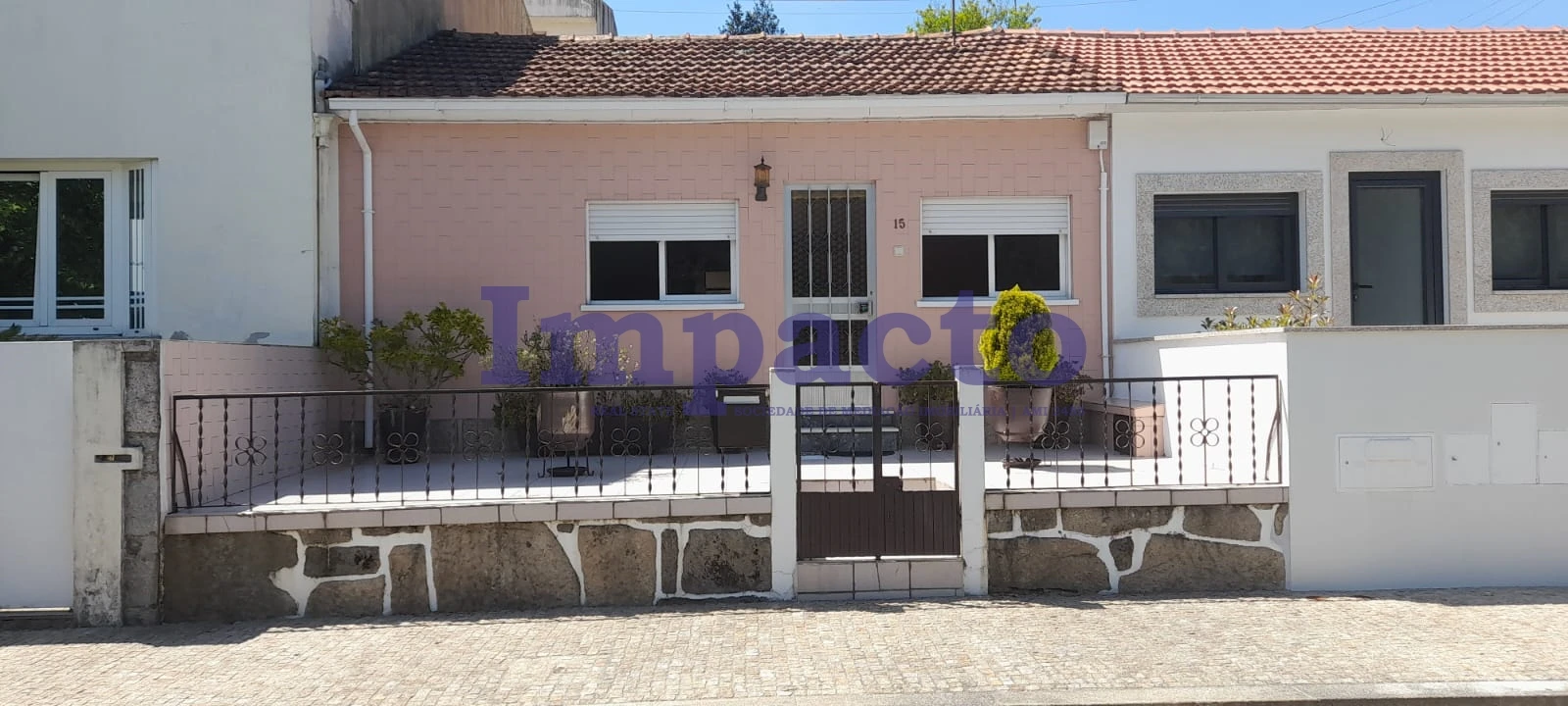 Moradia T2 para Venda em São João da Madeira Foto 3