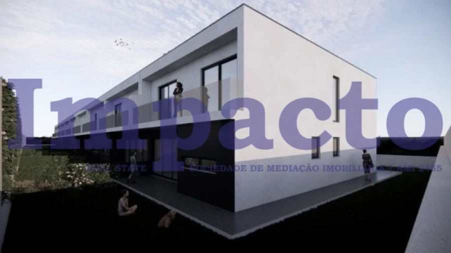 Moradia T3 para Venda em Santa Maria da Feira, Travanca, Sanfins e Espargo Foto 2