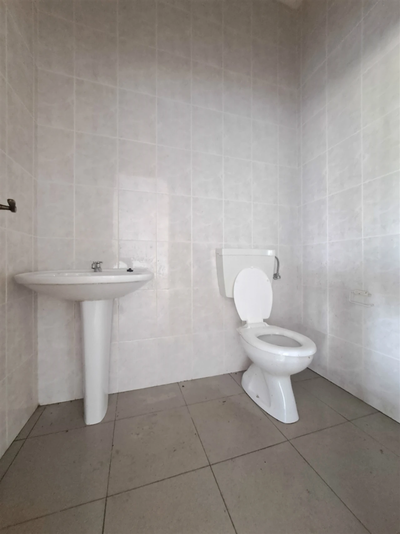 Loja para Arrendamento em Miranda do Douro Foto 9