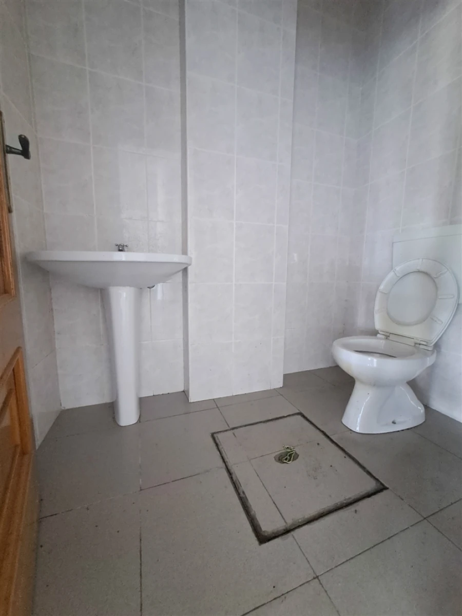 Loja para Arrendamento em Miranda do Douro Foto 10