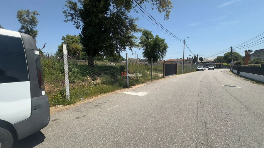 Terreno para Venda em Pedroso e Seixezelo Foto 2