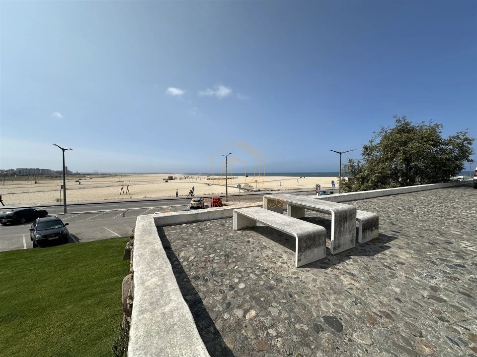 Moradia T2 para Venda em Buarcos Foto 2