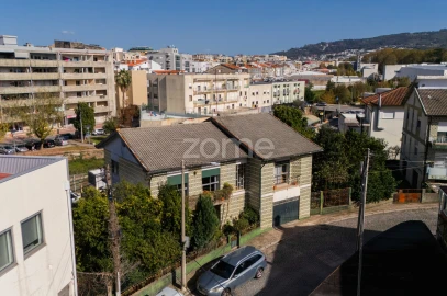 Moradia T4 para Venda em Braga (São José de São Lázaro e São João do Souto)