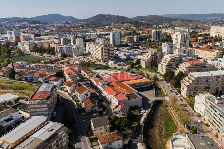 Moradia T4 para Venda em Braga (São José de São Lázaro e São João do Souto) Foto 33