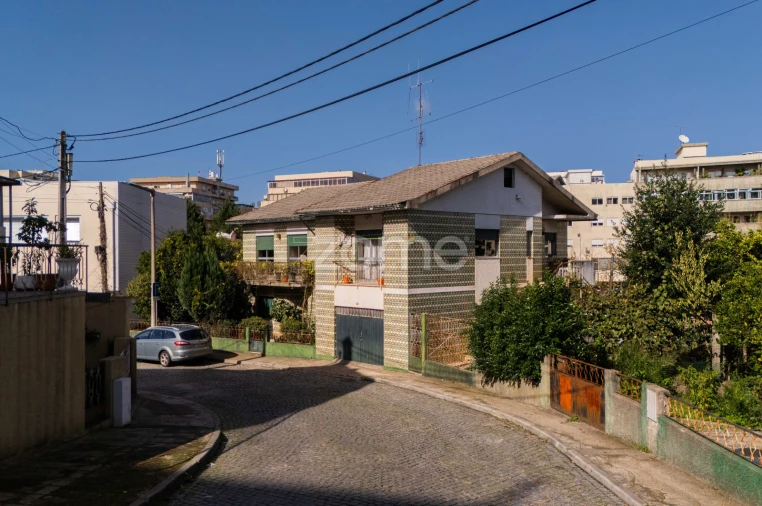 Moradia T4 para Venda em Braga (São José de São Lázaro e São João do Souto) Foto 40