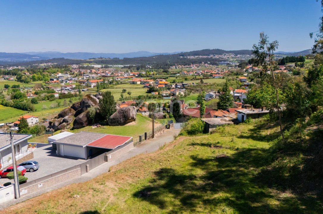 Terreno para Venda em Braga (Maximinos, Sé e Cividade) Foto 15
