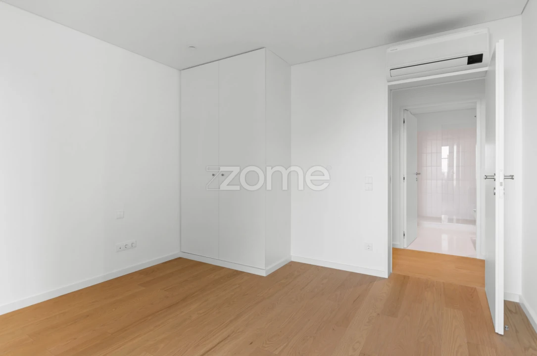 Apartamento T3 para Venda em Campanhã Foto 23