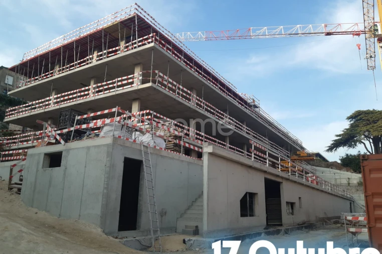 Apartamento T4 para Venda em Campanhã Foto 18