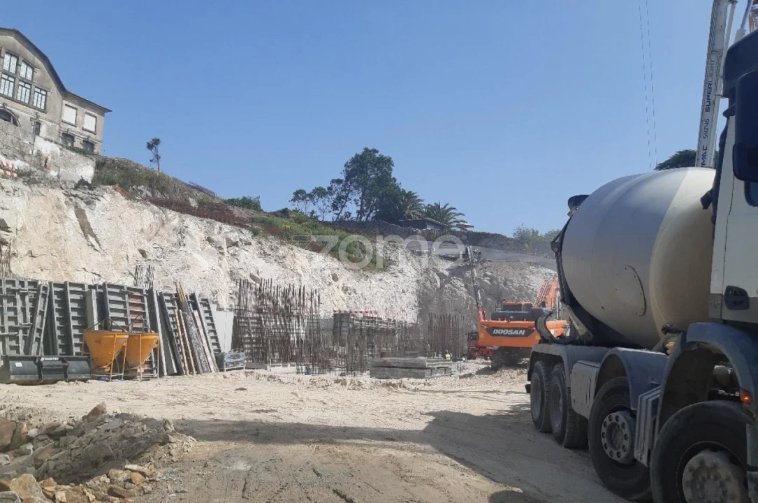 Apartamento T4 para Venda em Campanhã Foto 16