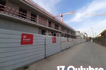 Apartamento T4 para Venda em Campanhã