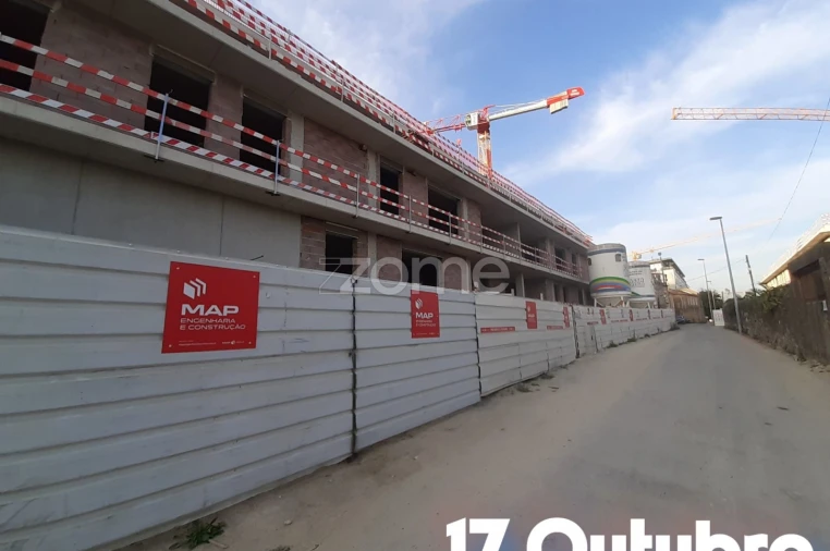 Apartamento T4 para Venda em Campanhã Foto 18