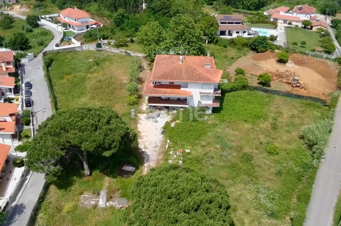 Moradia T4 para Venda em Santa Clara e Castelo Viegas Foto 14