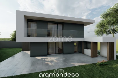 Moradia T4 para Venda em Santa Clara e Castelo Viegas