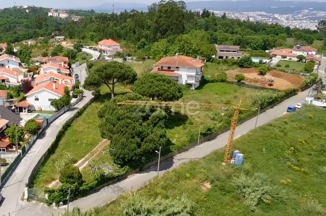 Moradia T4 para Venda em Santa Clara e Castelo Viegas Foto 4