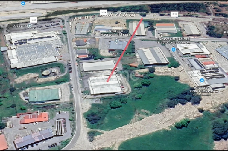 Terreno Comércio / Armazém para Arrendamento em Nelas Foto 6