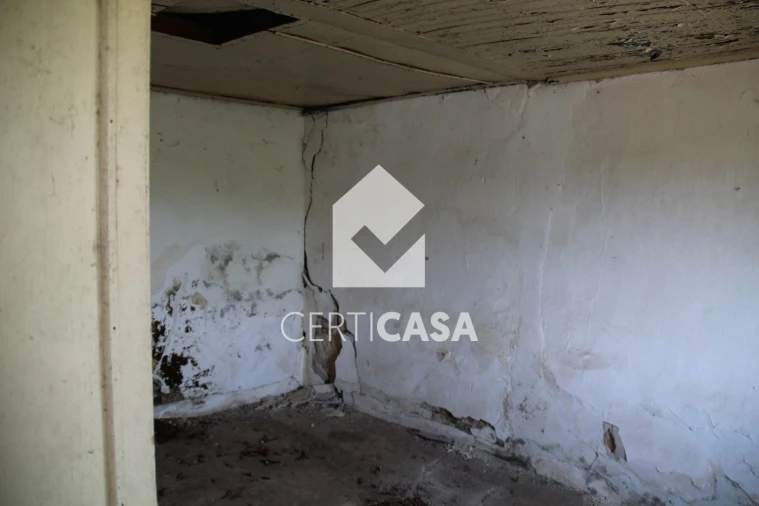 Moradia T1 para Venda em Vale de Santarem Foto 12