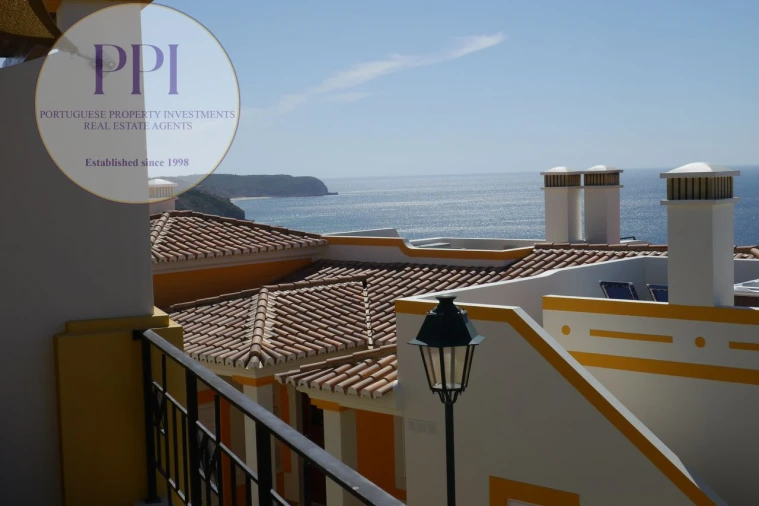 Moradia T2 para Venda em Budens Foto 24