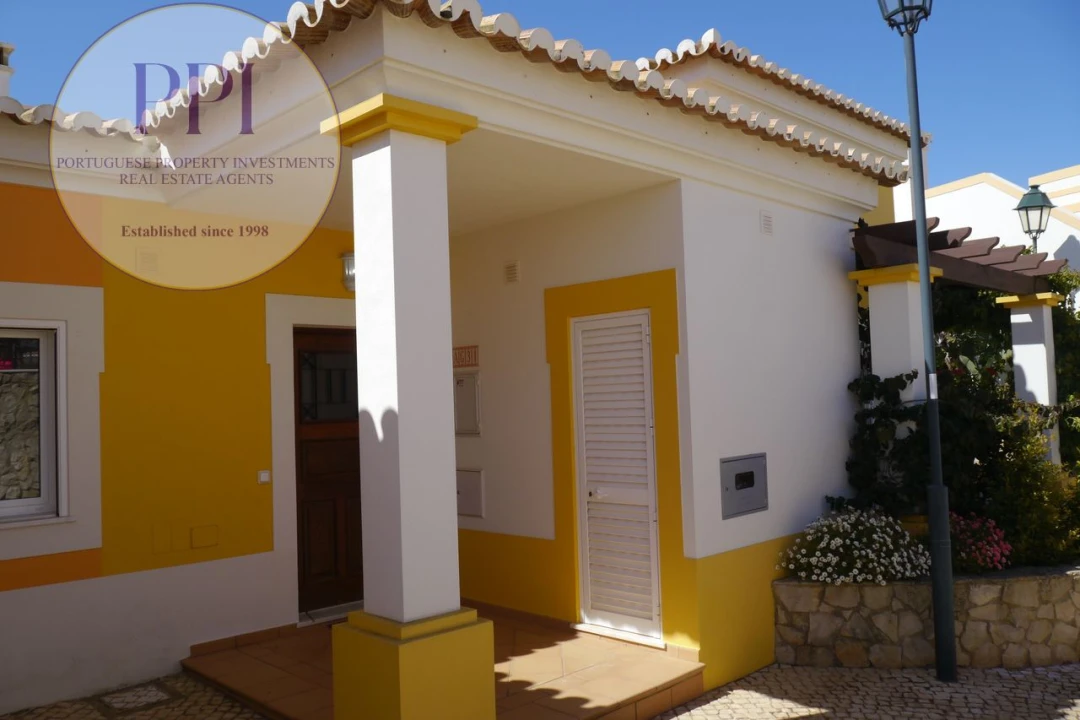 Moradia T2 para Venda em Budens Foto 22