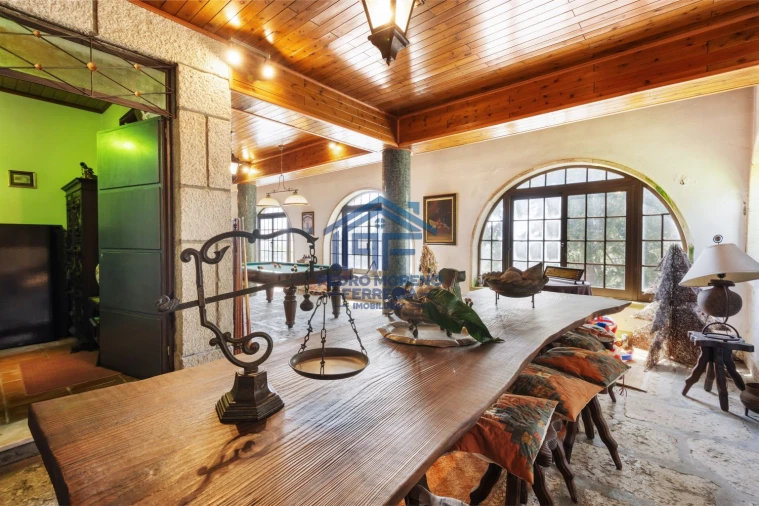 Moradia T5 para Venda em Covilhã e Canhoso Foto 42