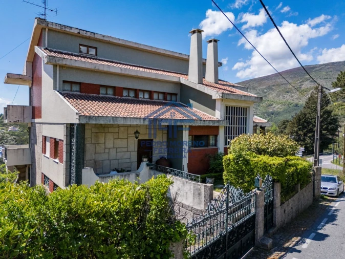 Moradia T5 para Venda em Covilhã e Canhoso Foto 51